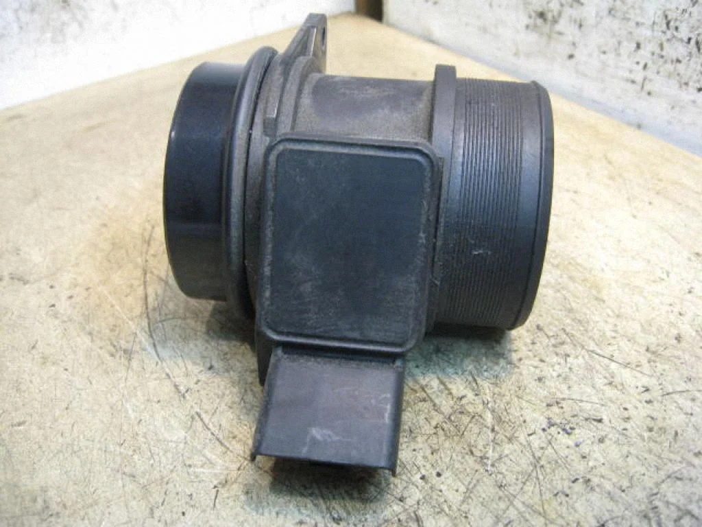 Mass air flow meter SIEMENS9632215280