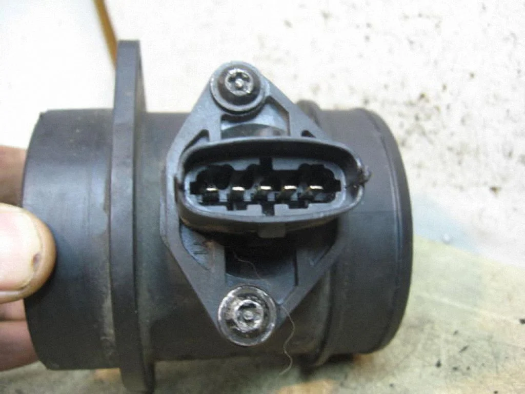 Mass air flow meter BOSCH02802181088670112