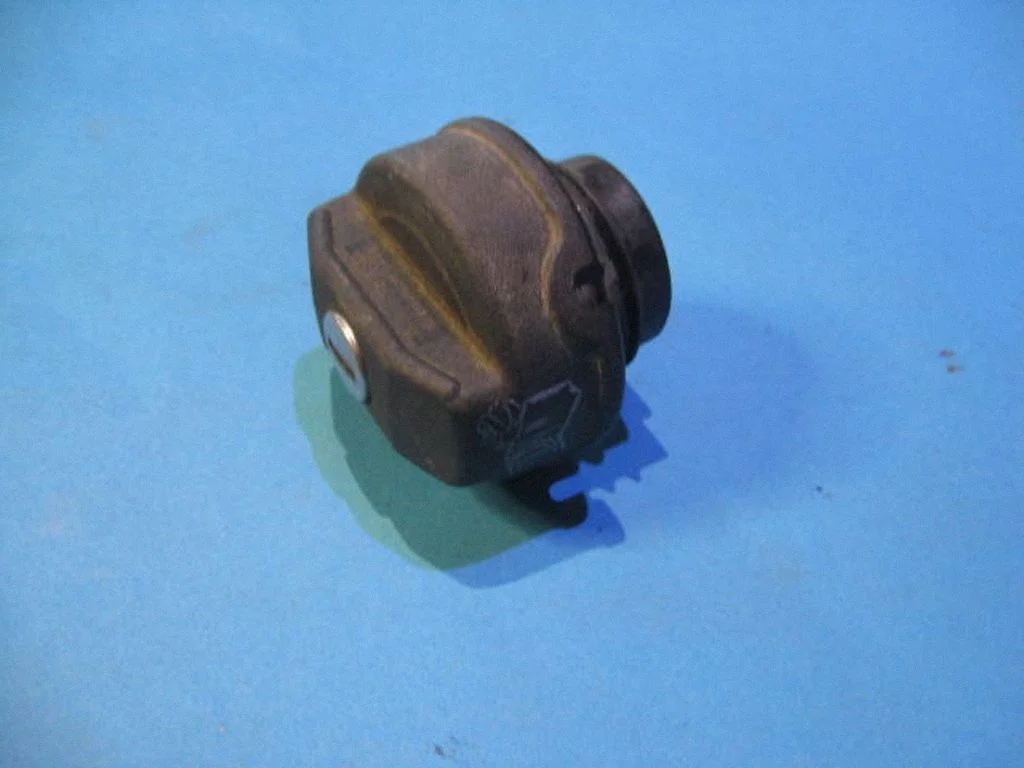 Fuel tank filler cap 191201553