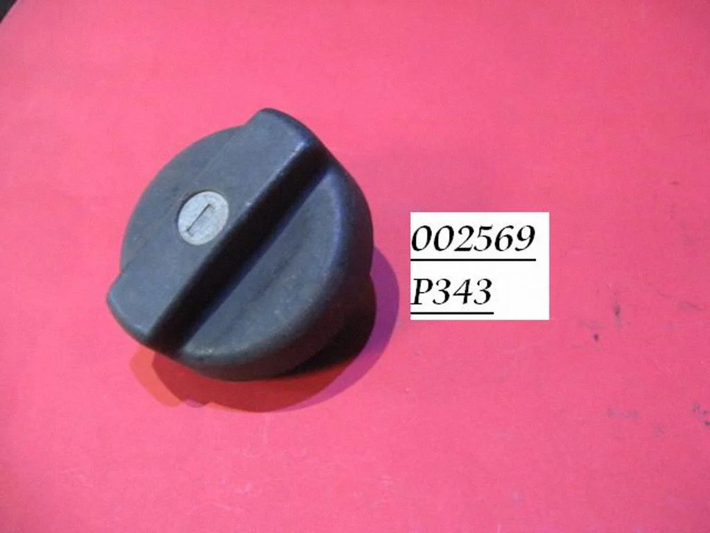 Fuel tank filler cap 002569