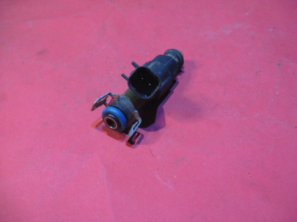 Fuel injector – Mazda 6 (2002-2008)