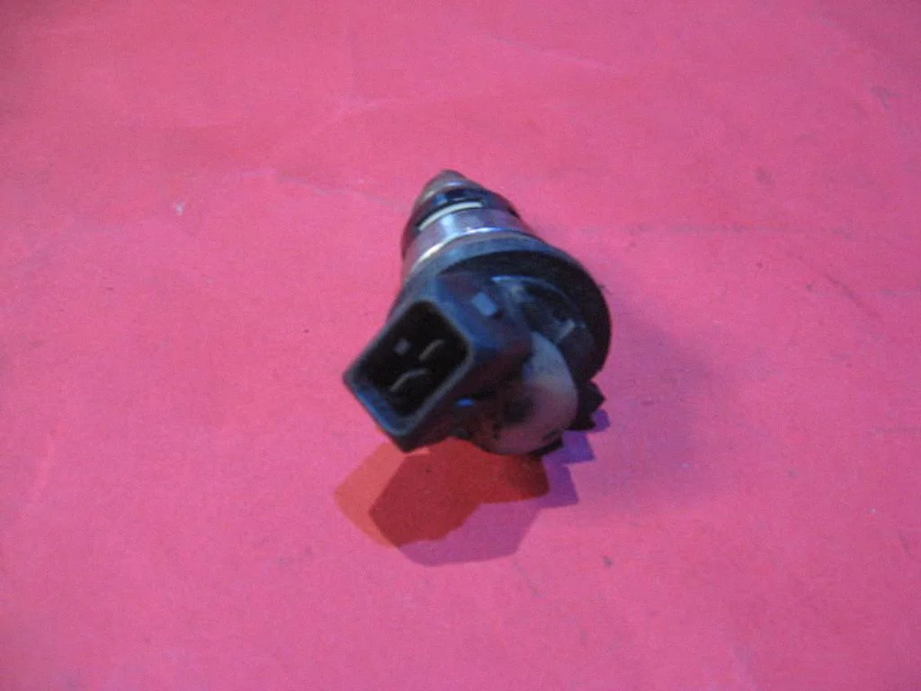 Sprausla (-as) (inžektors (-i)) – Ford Mondeo MK II (1996-2000)