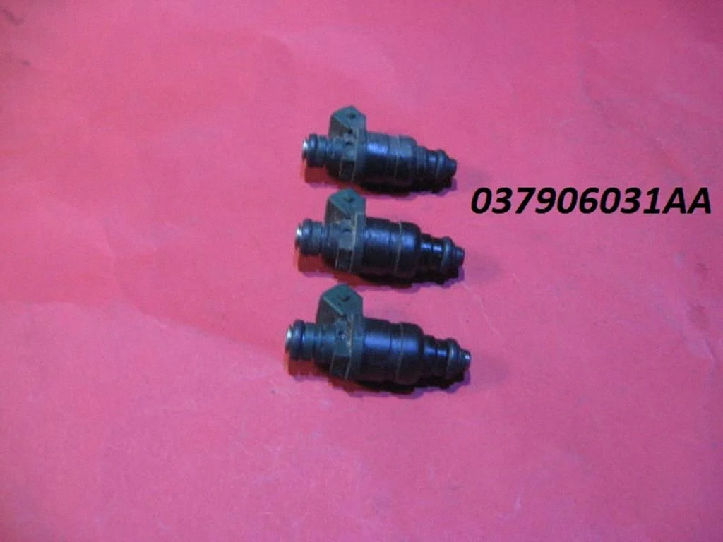 Fuel injector 037906031AA