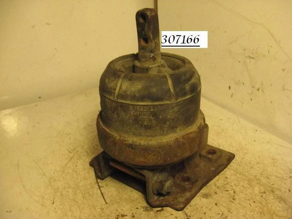 Engine mount bracket 307166