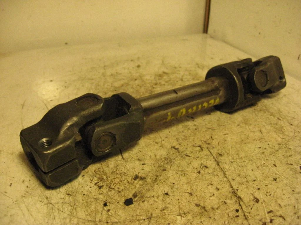 Roolisamba ristliigend – Opel Vectra B (1996-2002)