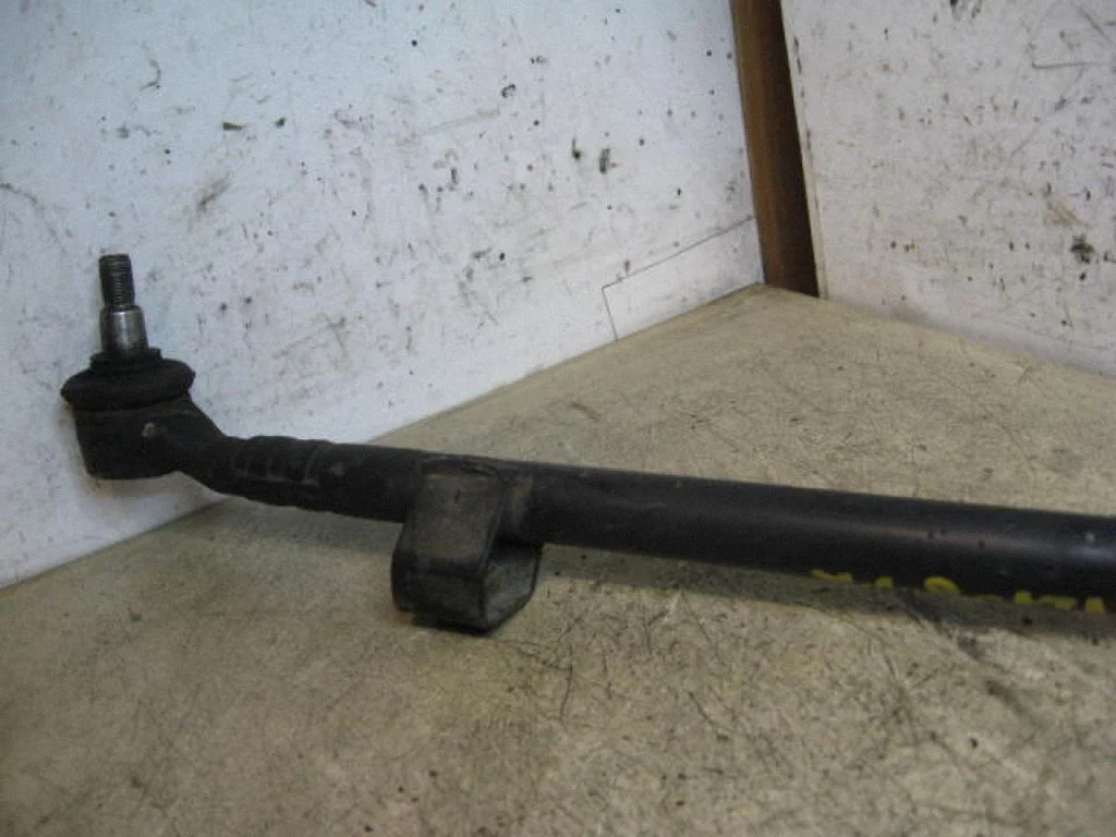 Steering tie rod – centre