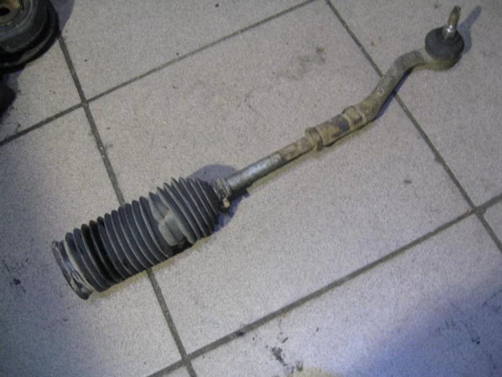 Steering tie rod NURODYKITEKURIPUSE