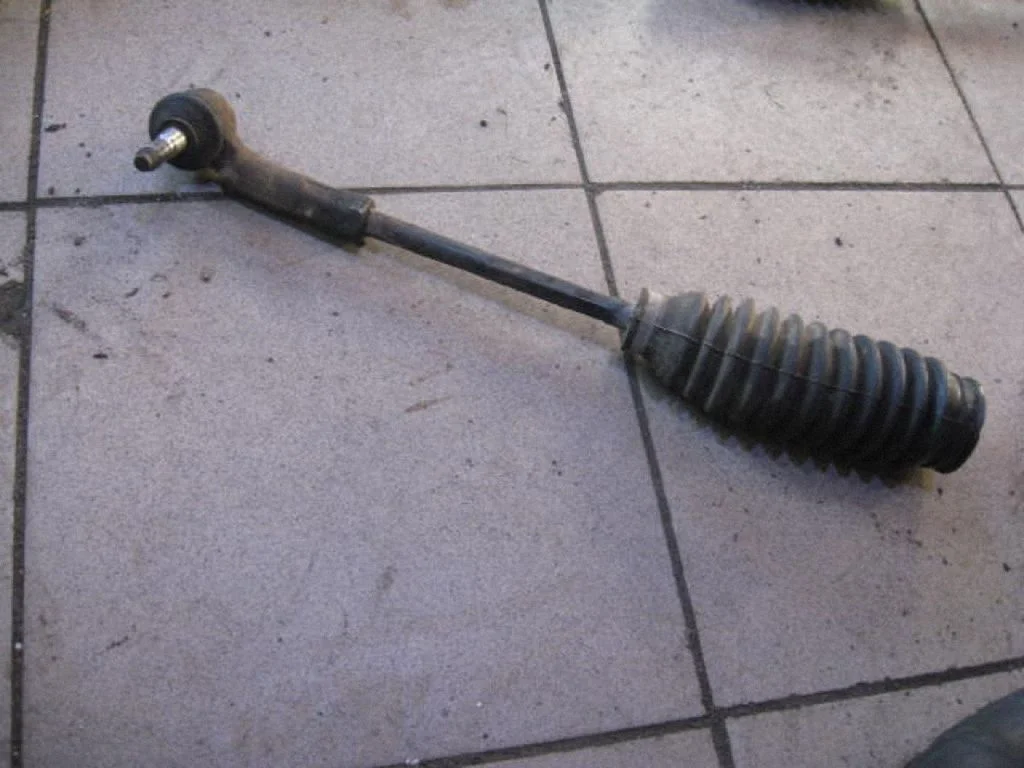 Steering tie rod