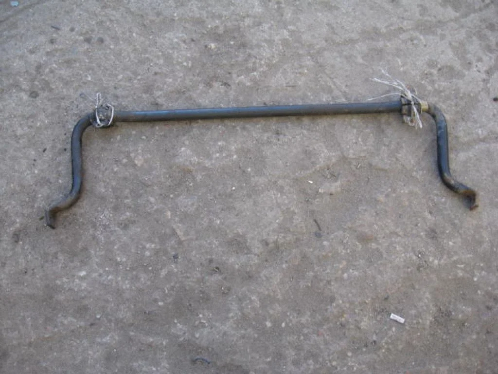 Front anti-roll bar/sway bar – centre