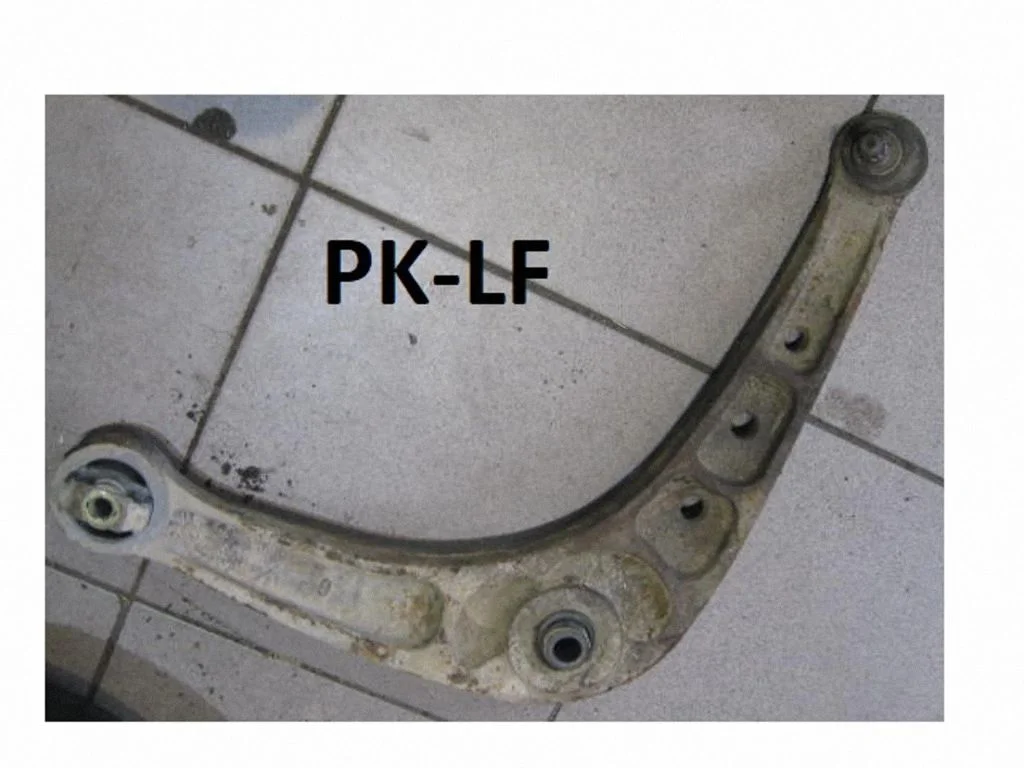 Front lower control arm/wishbone A4494