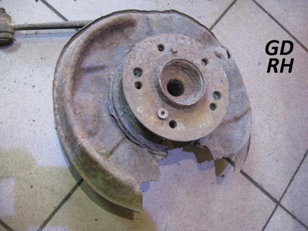 Rear wheel hub MB124GD257