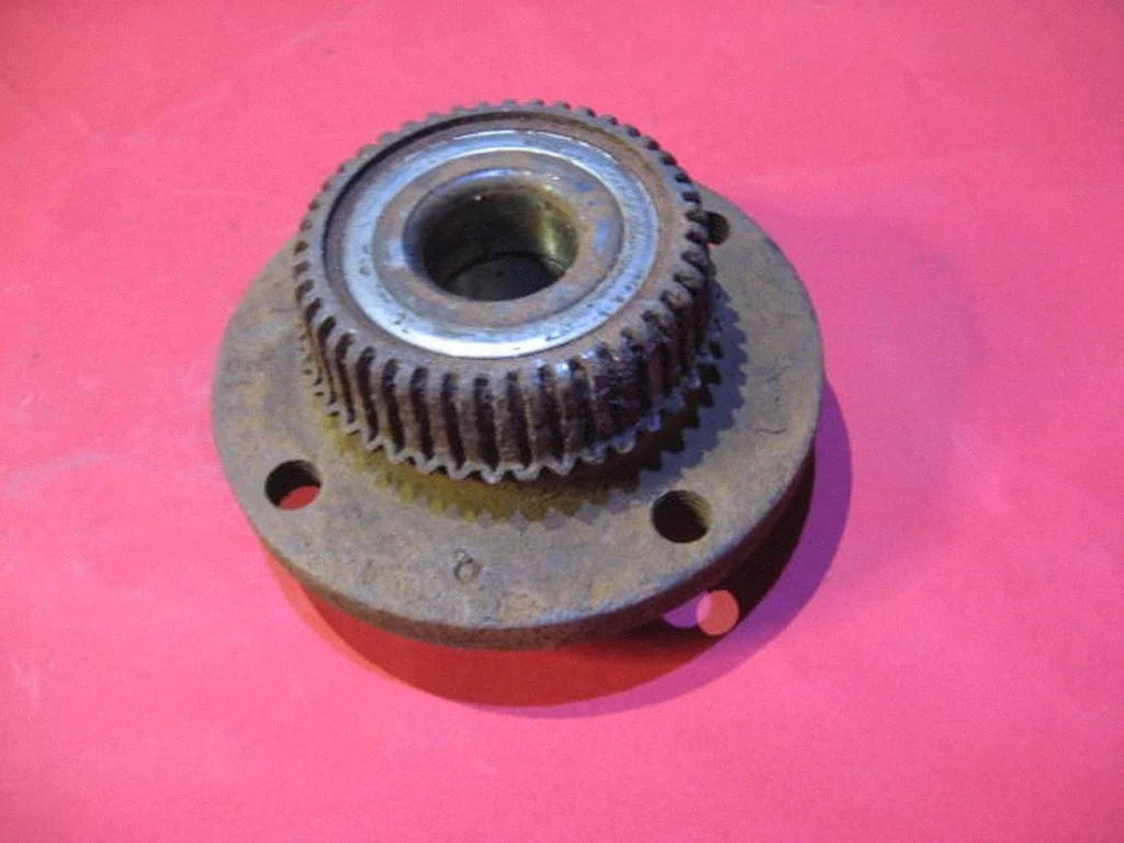 Tagumine rumm 4SK100IS43