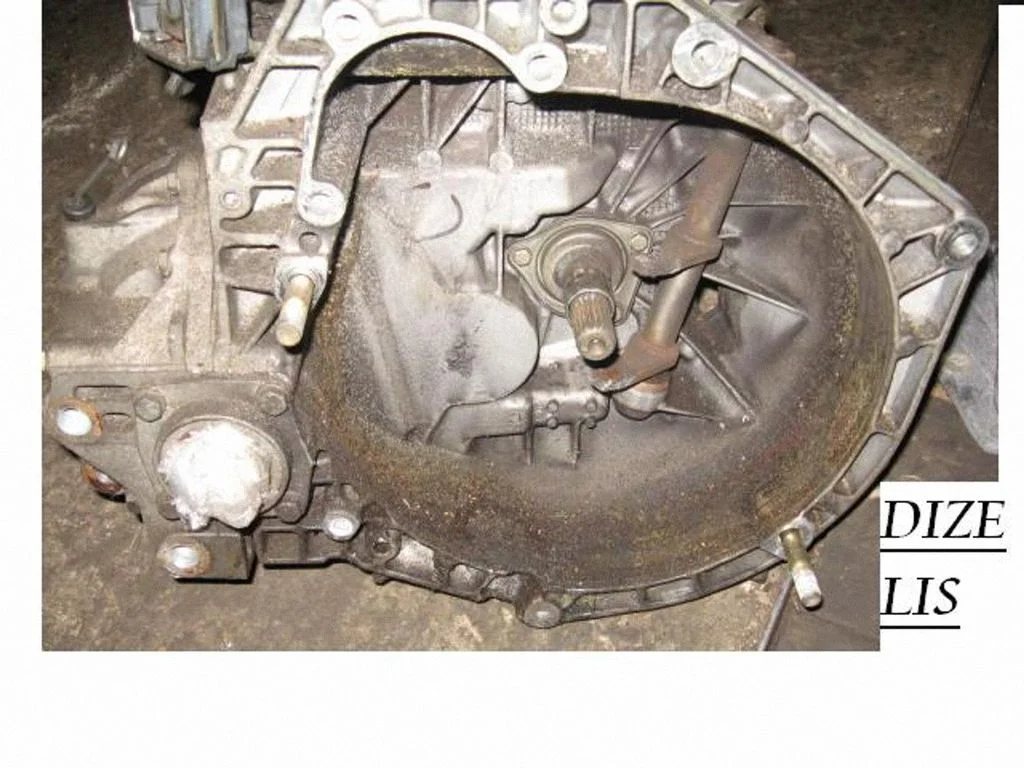 Mechaninė 5 pavarų dėžė