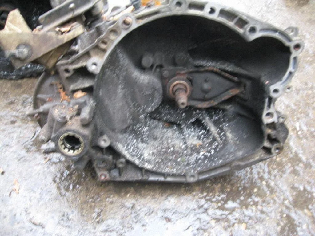 Manualna skrzynia biegów 5-biegowa – Peugeot 307 (2001-2005)