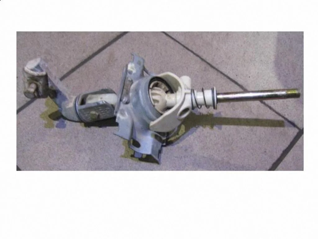 Gear selector mechanism 8D0711159