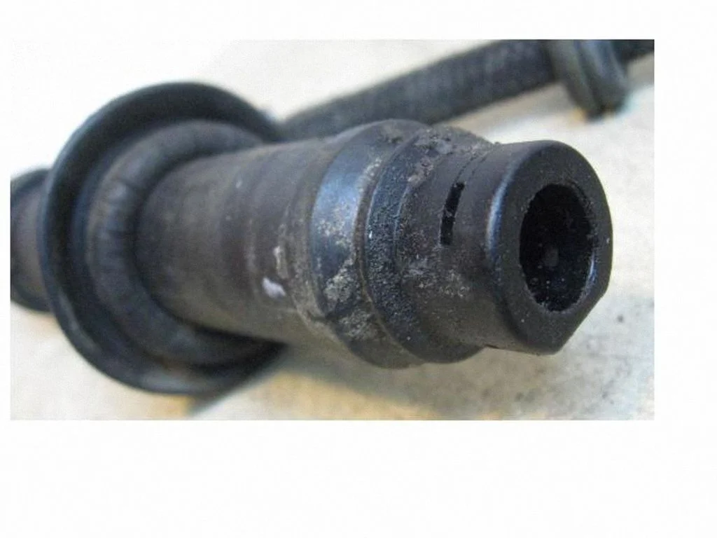 Clutch master cylinder 0002903212