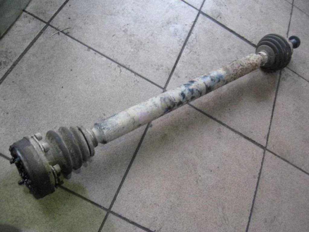 Front driveshaft – right
