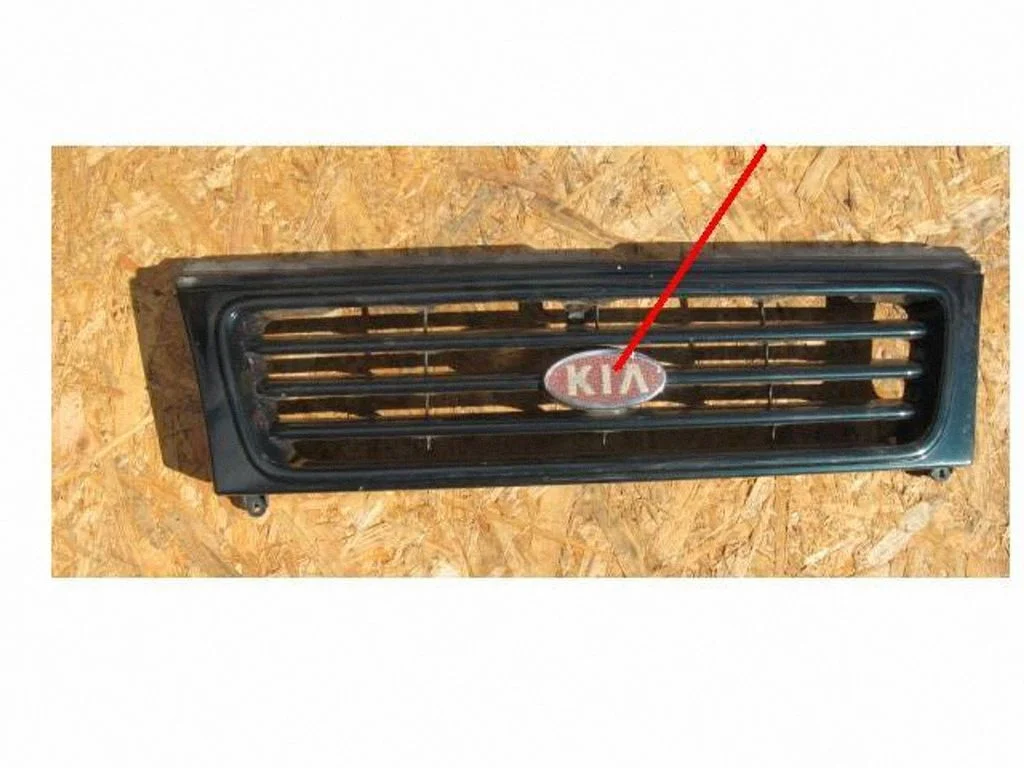 Atrapa górna (grill) 0K01A50710