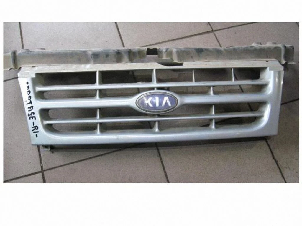 Atrapa górna (grill) 0K01A50710