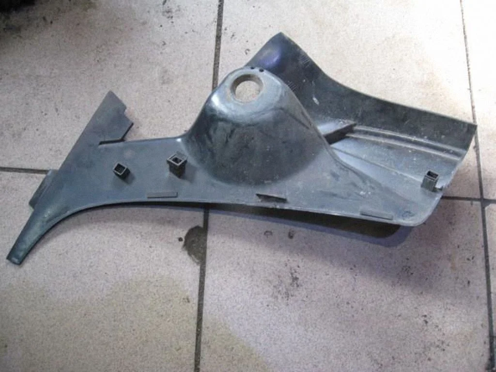 Wiper trim 7M3853187H