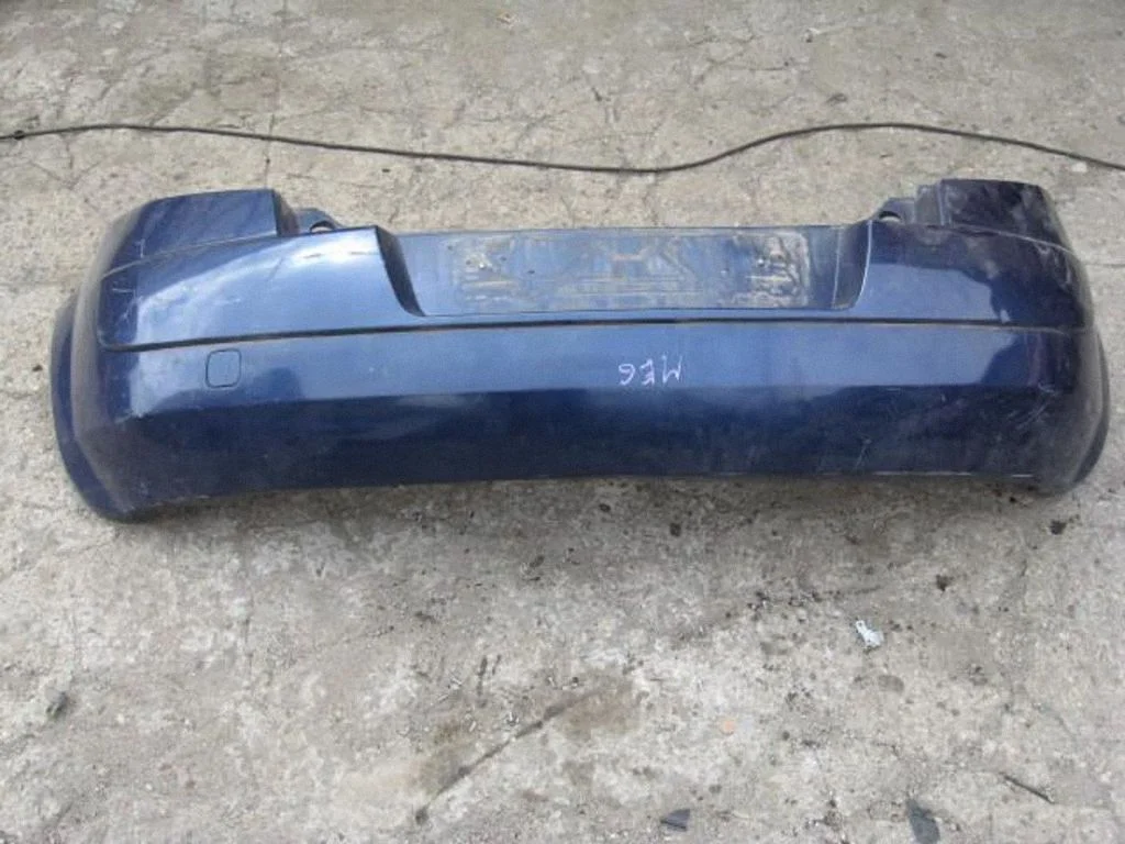 Rear bumper – centre