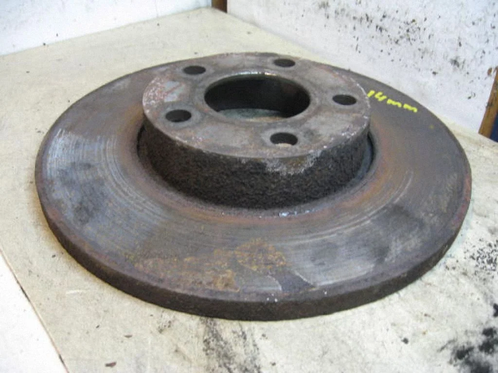 Esimene piduriketas – Audi 100 S4 C4 (1990-1995)