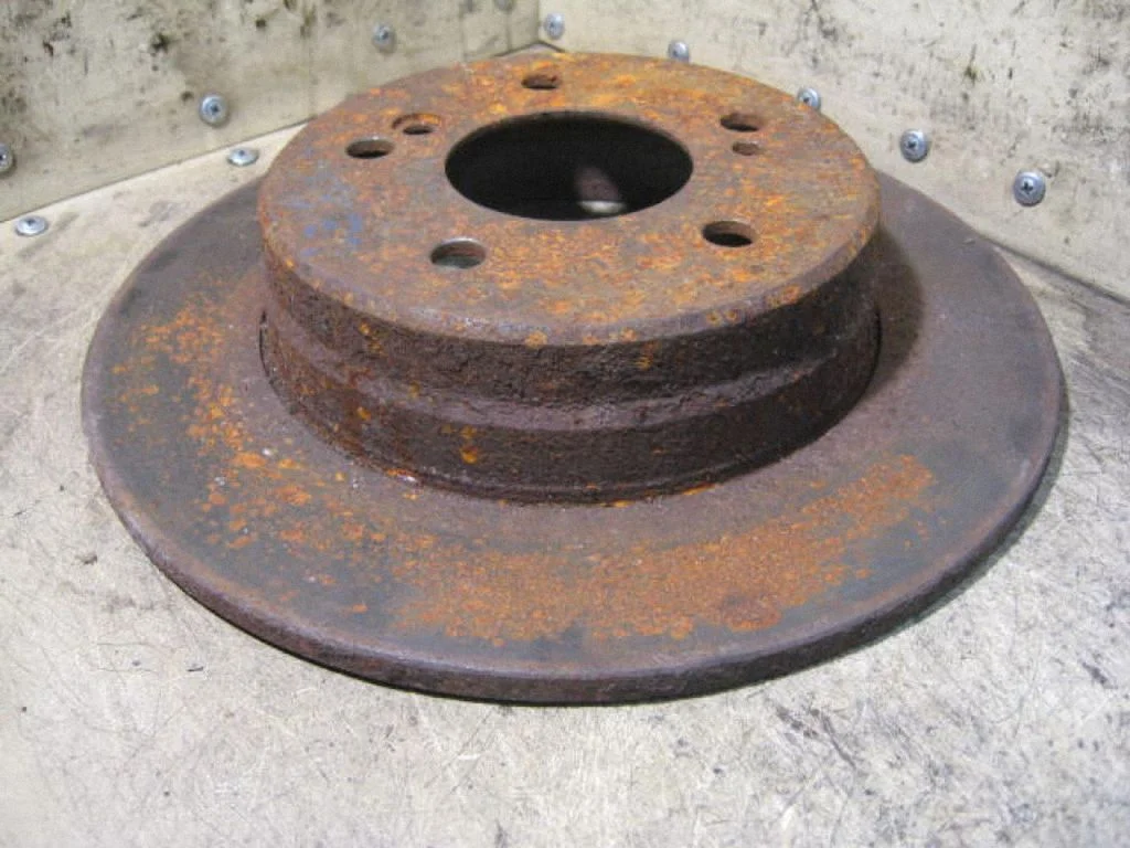 Aizmugurējais bremžu disks