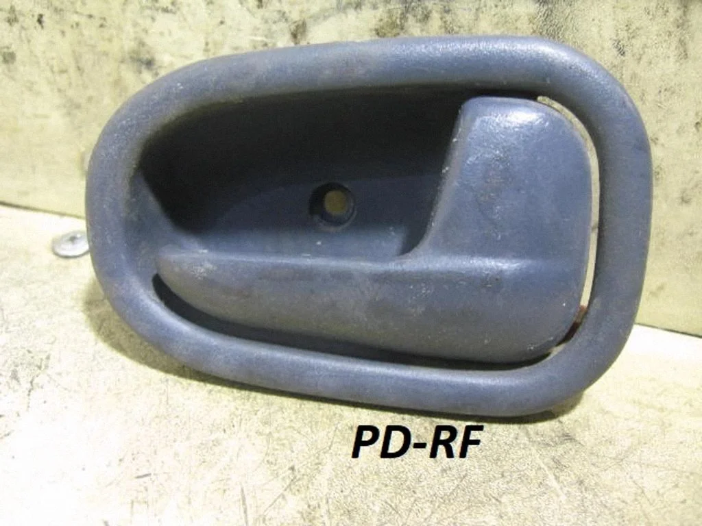 Klamka wewnętrzna drzwi przednich 648321
