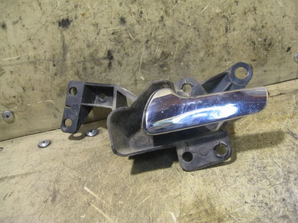 Front door interior handle