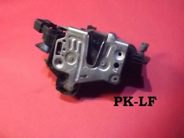 Front door lock 2027204335