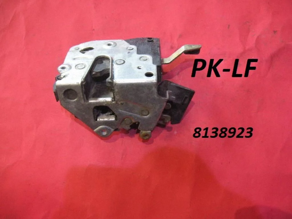 Priekšējo durvju slēdzene 8138923