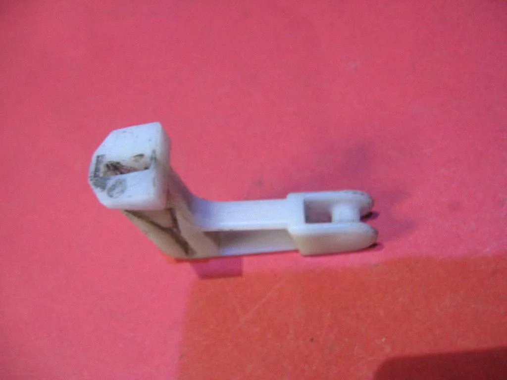 Front door lock 191837015