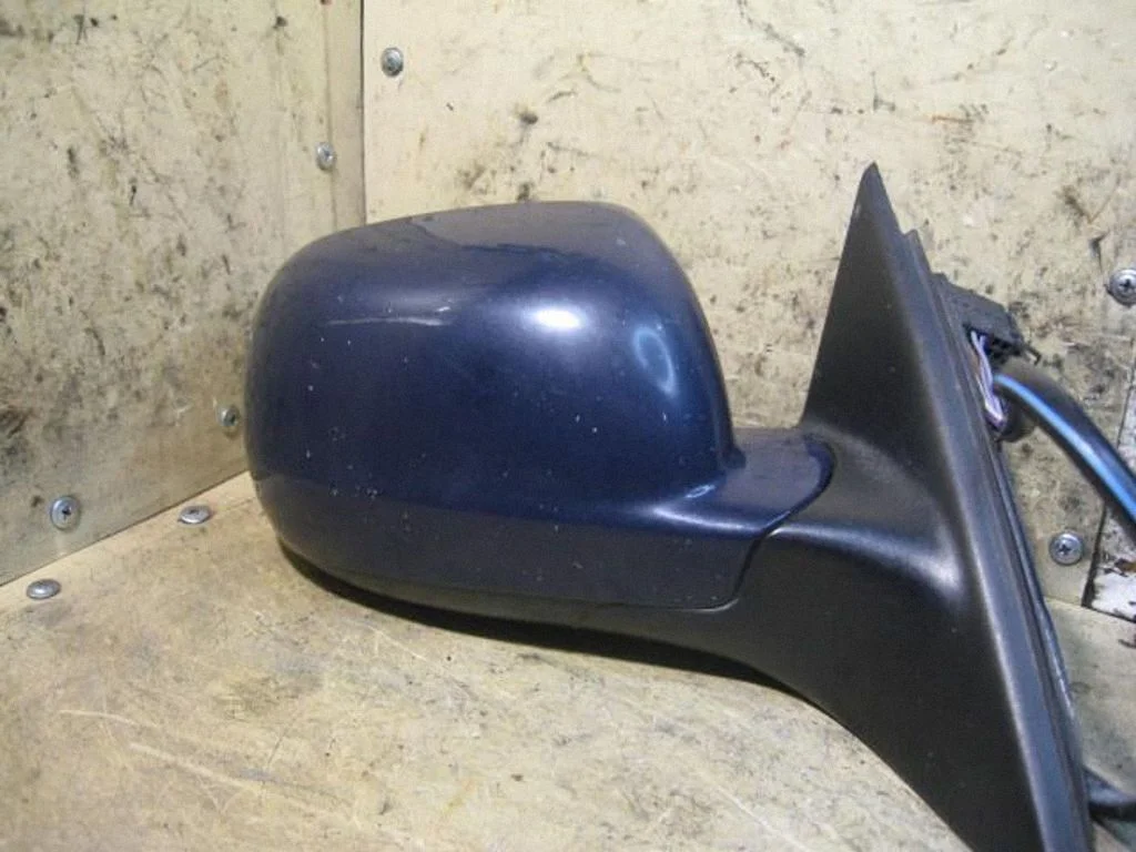 Front door electric wing mirror – right