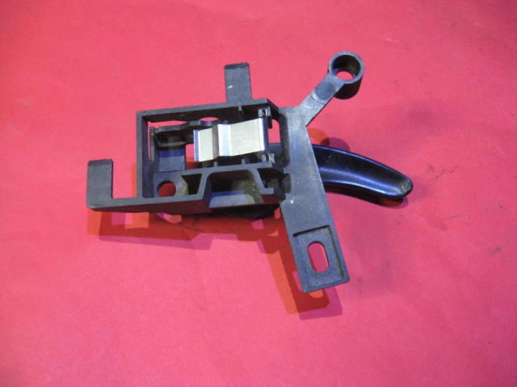 Rear door interior handle – Seat Alhambra (Mk1) (1996-2010)