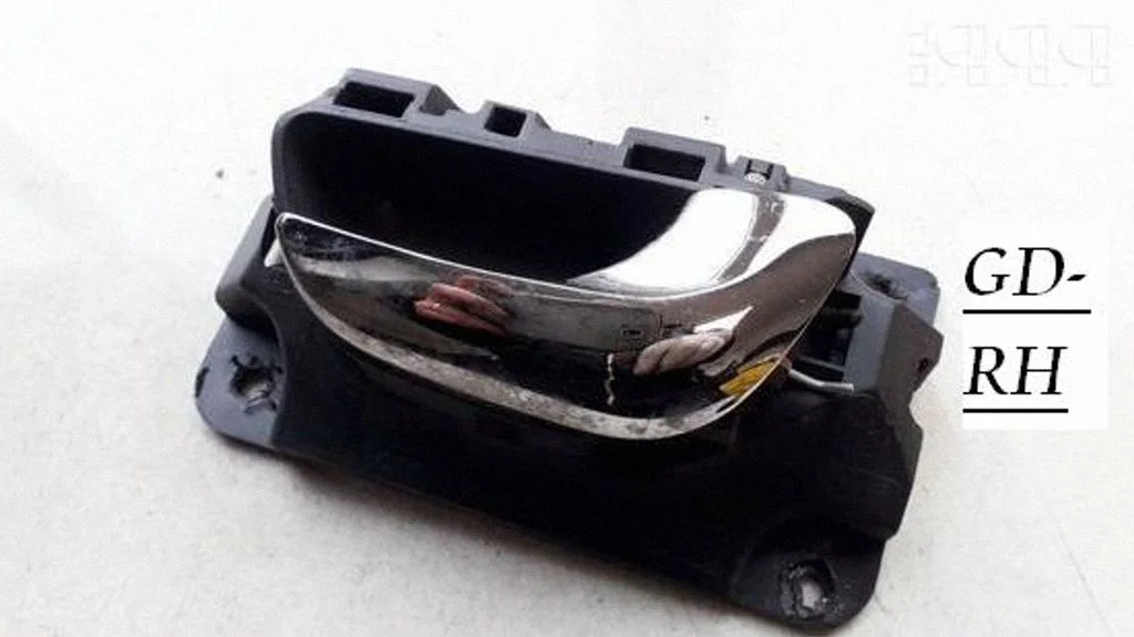 Rear door interior handle 09170046