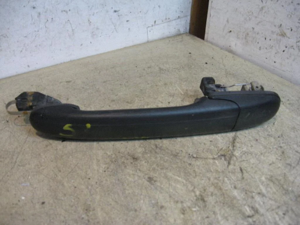Rear door exterior handle