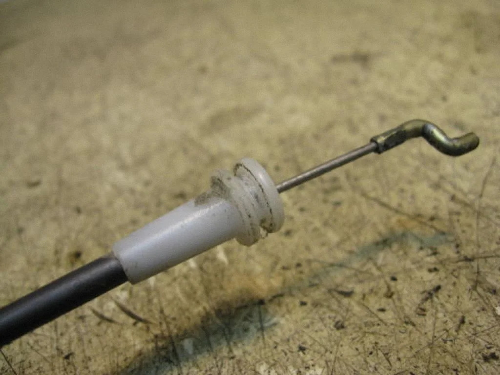 Rear door cable line – right