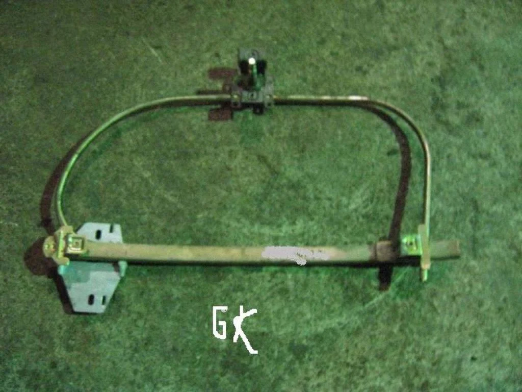 Mechaninis galinio lango pakėlimo mechanizmas