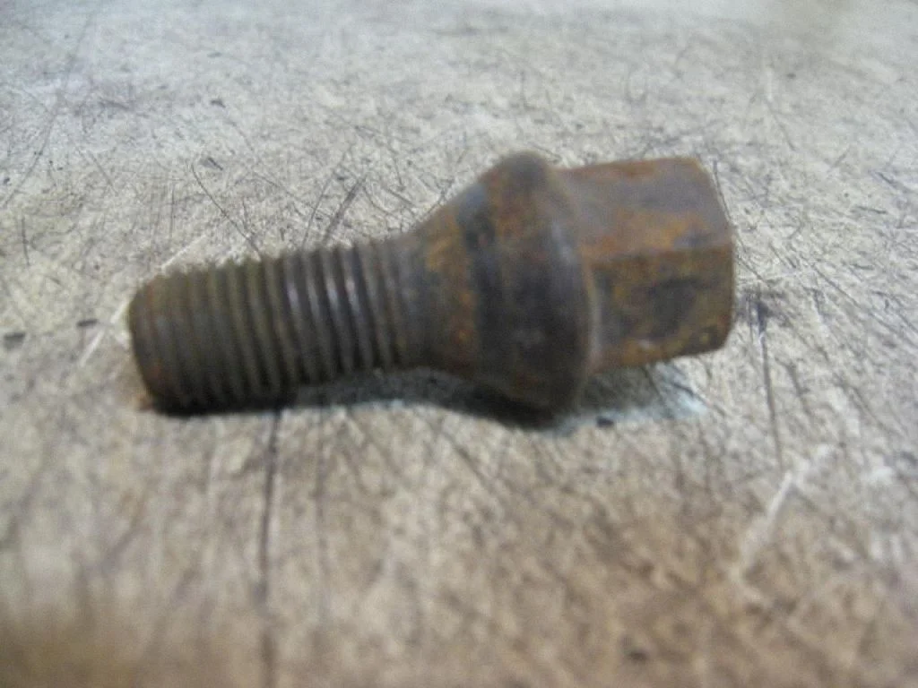 Nuts/bolts – Opel Astra G (1998-2009)
