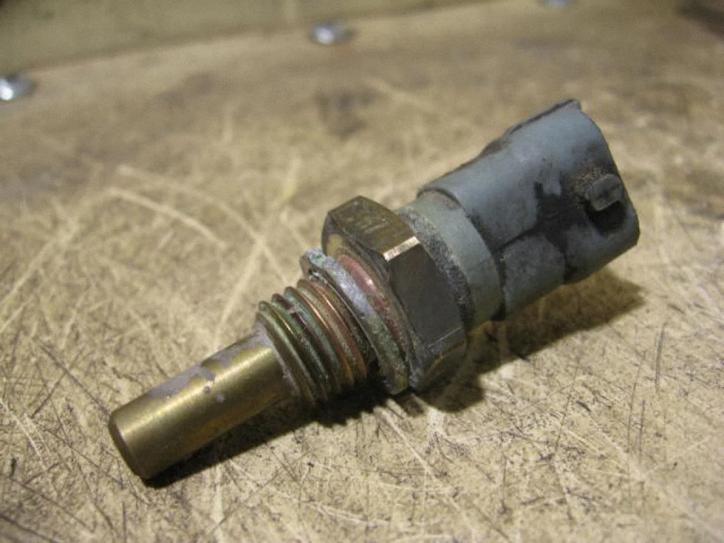 Coolant temperature sensor BOSCH970