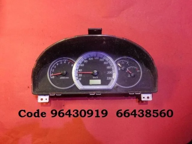 Spidometrs (instrumentu panelis) 96430919