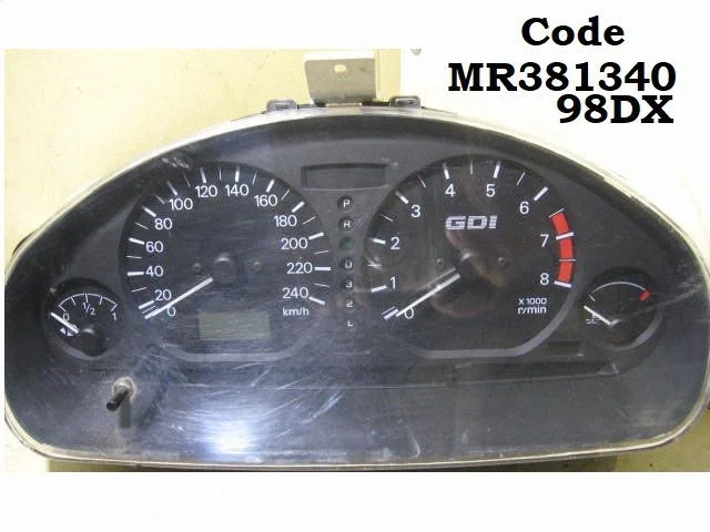 Speedometer (instrument cluster) MR381340