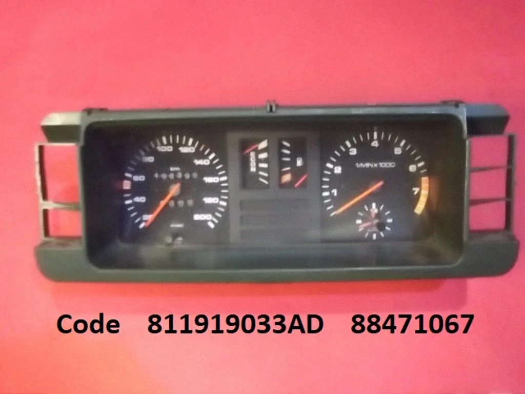 Spidomeeter (näidikuplokk) 811919033AD