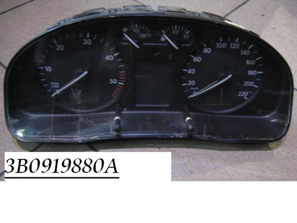 Spidometrs (instrumentu panelis) 3B0919880A