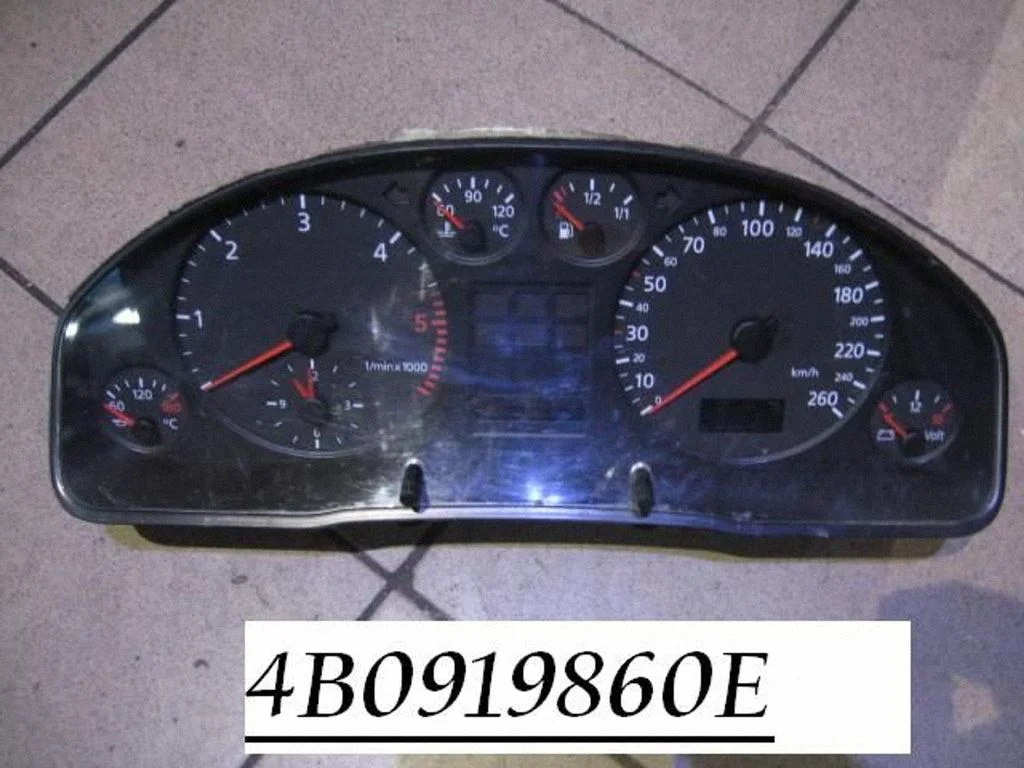 Licznik (zegary) – Audi A6 Allroad C5 (1999-2005)