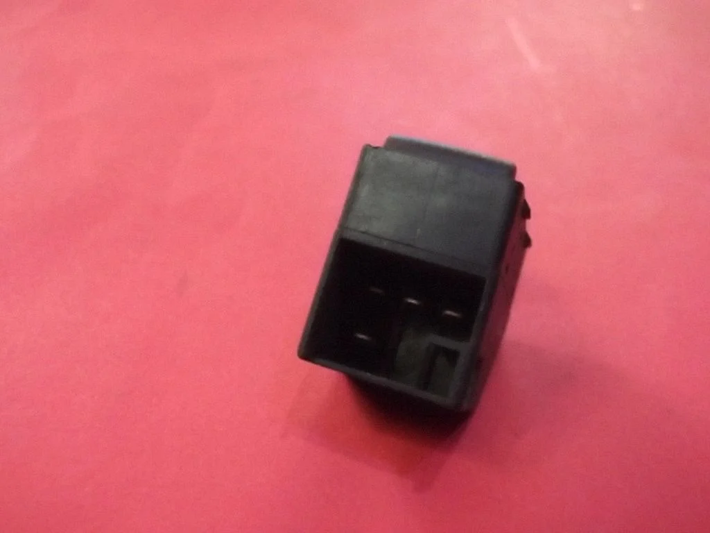 Elektriaknate lüliti 3B0959855B