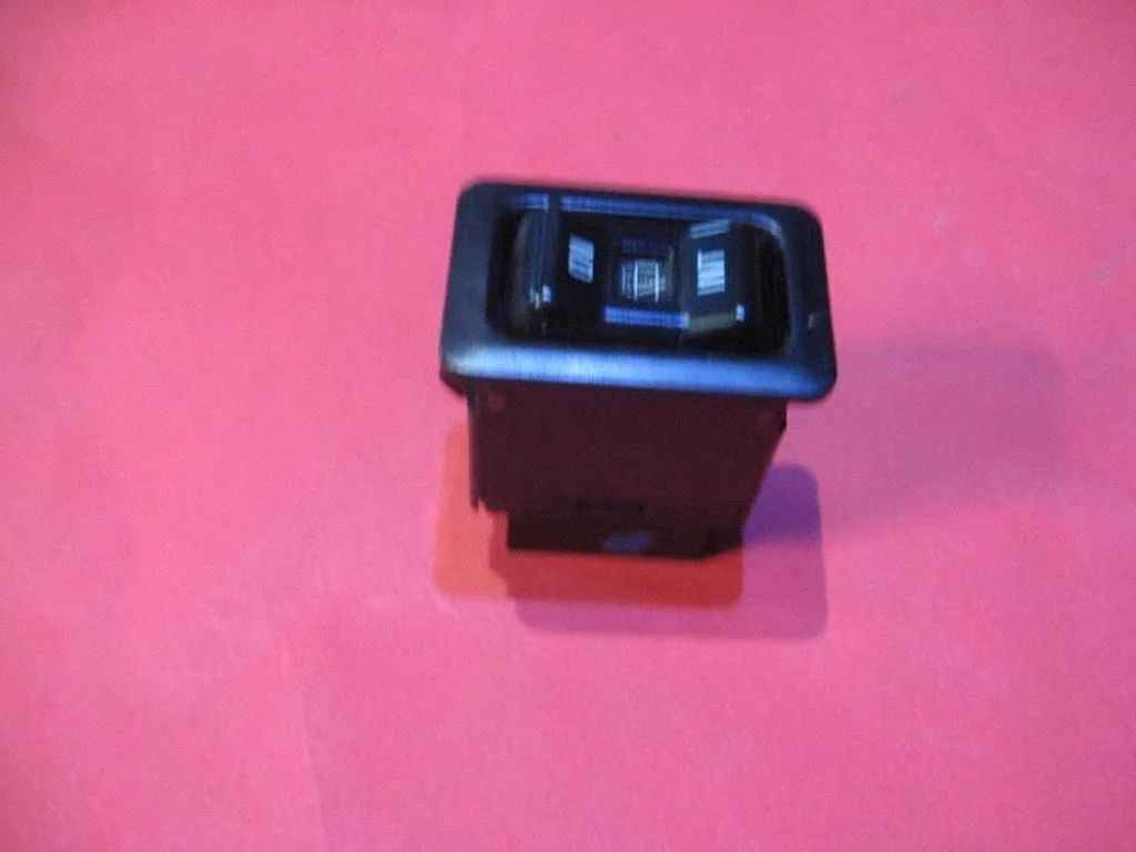 Citi slēdži/rokturi/pārslēdži 21130