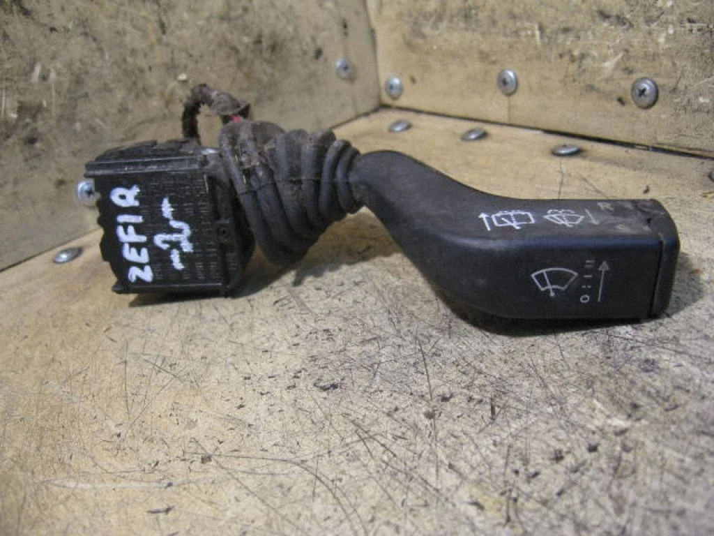 Wiper switch 090243395501392