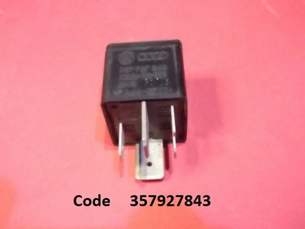 ABS-relee – Audi A4 S4 B5 8D (1994-1999)