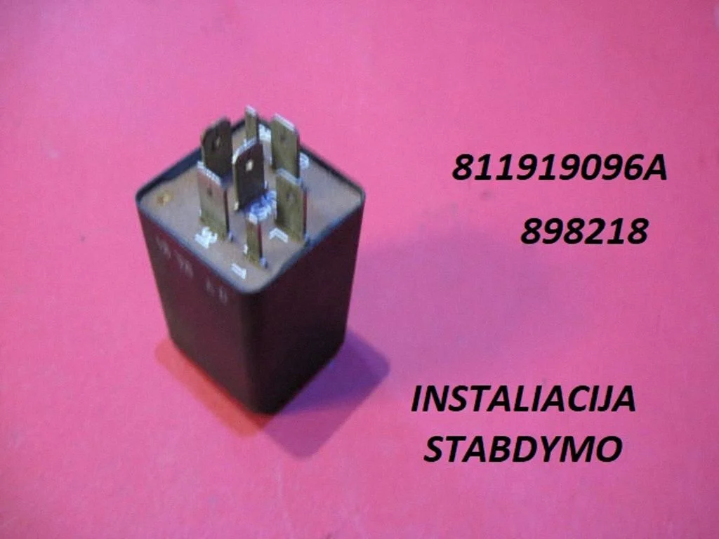 Other relay 811919096A